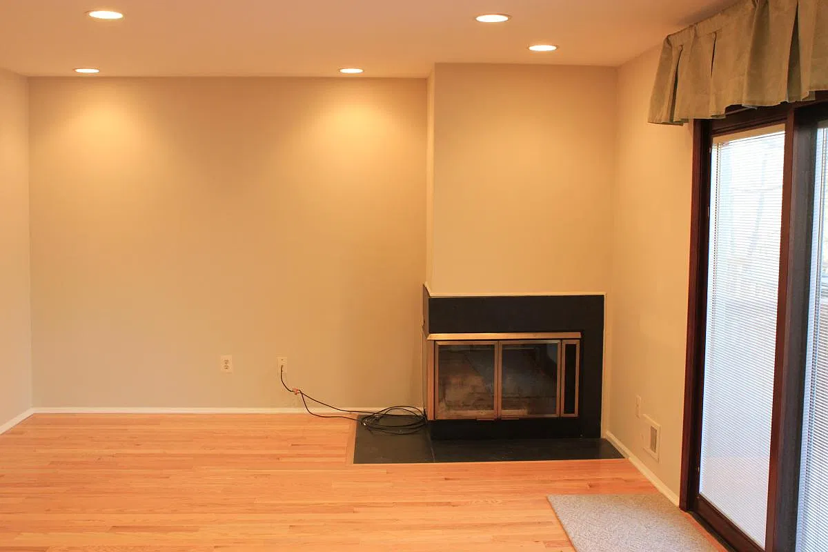 3 bed, 2.5 bath, 1704 sqft, $3,300 — Photo 4