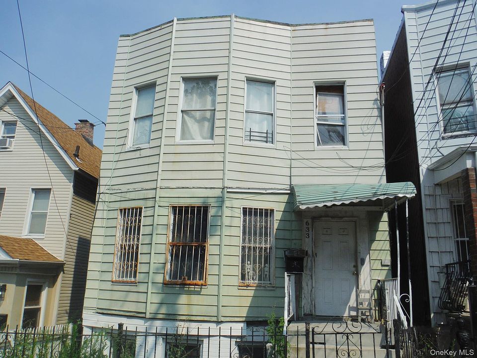 1st image of 633 Baker Avenue