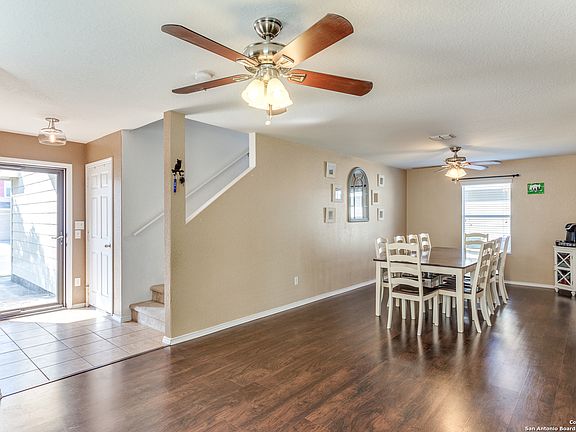 3rd image of 9019 OAKWOOD PARK
