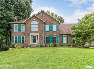 8414 Lacevine Pl, Louisville, KY 40220