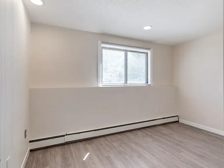 2291 Southview Dr SE #302 — Photo 20