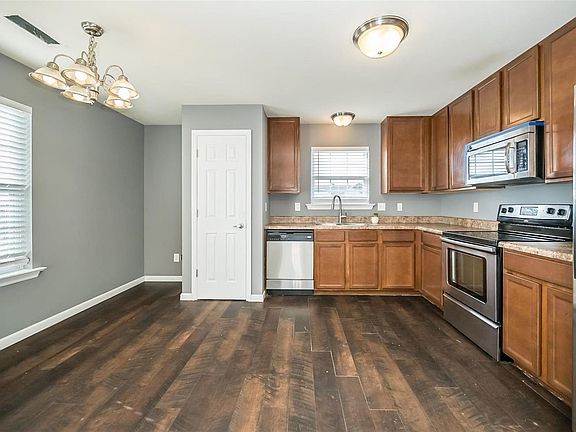 3rd image of 8134 Welsh Dr