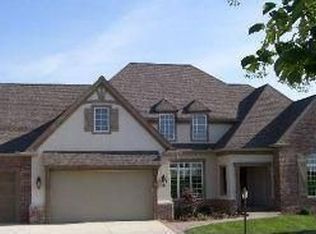 2402 W Augusta Dr, Dunlap, IL 61525