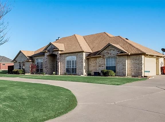 4th image of 1801 Fairway Ln