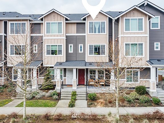 Low $137 p/month HOA Dues w NO upcoming special assessments
