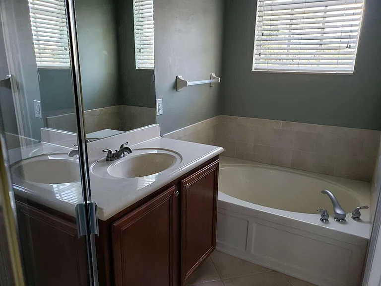 356 W Thatch Palm Cir #106 — Photo 9