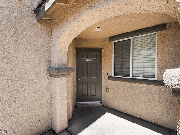 4th image of 4650 Chino Peak Ct