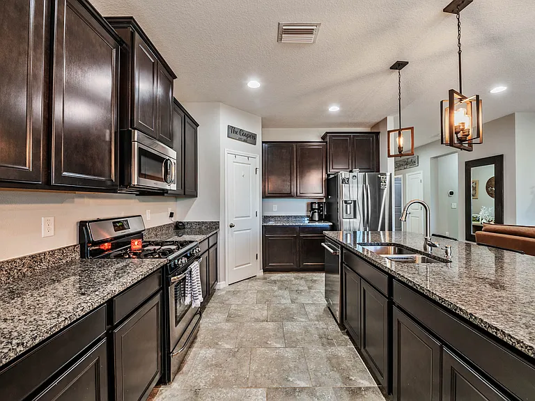 6420 Triton Ln — Photo 3