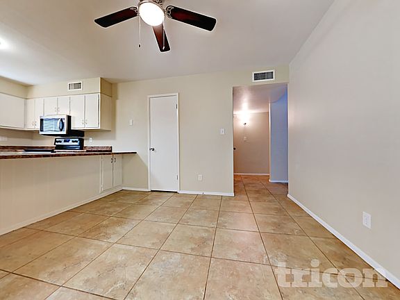 4th image of 11448 N 46th Ave