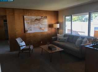 2955 Carmel St, Oakland, CA