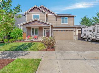 11890 Hazel Park Dr, Oregon City, OR 97045