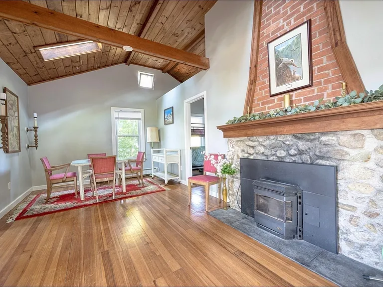 7 Overbrook Rd — Photo 23