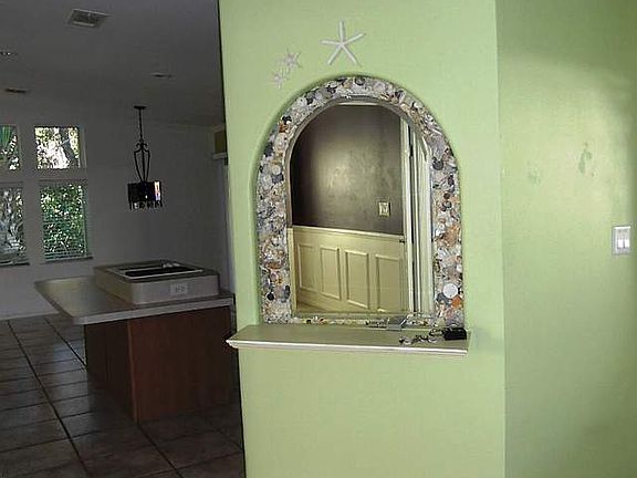 5th image of 36 Ashbury Ln