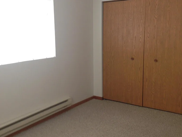 210 Morgan Ct #2 — Photo 7
