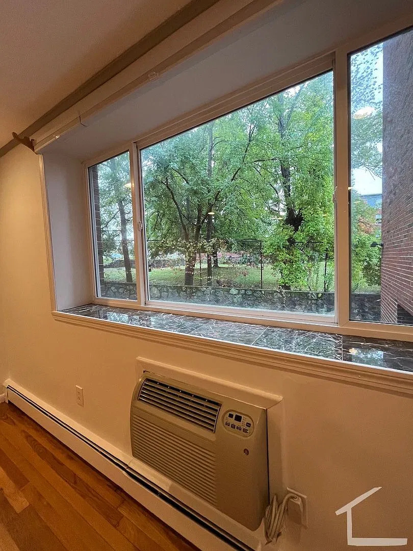 362 Market St #8H Boston MA 02135 — Photo 4
