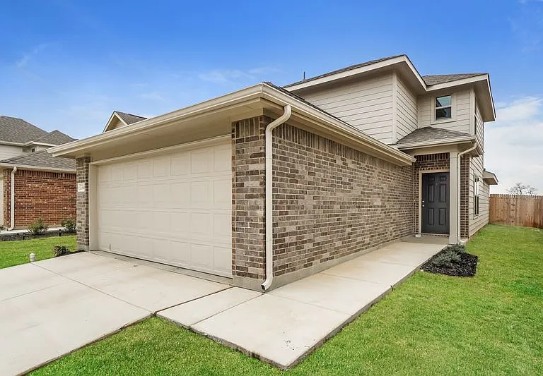 2346 Dry Moss Way — Photo 3