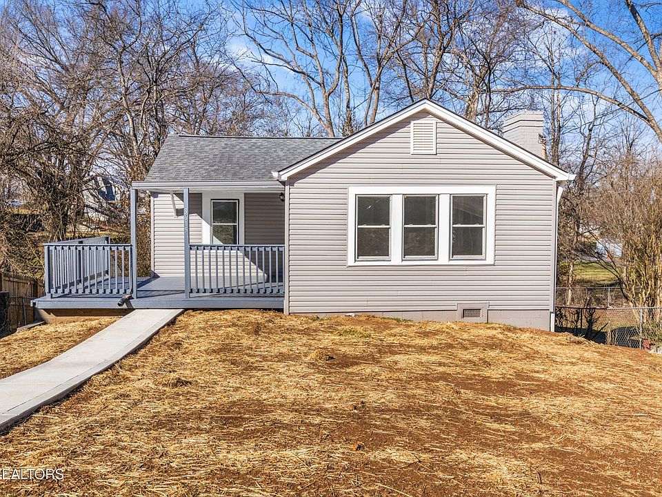 1st image of 3615 Lilac Ave