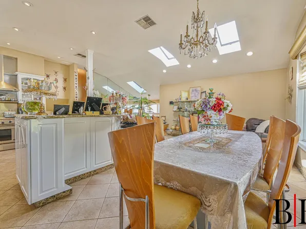 2445 East 65th Street image 7 of 30