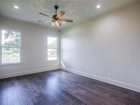 4th image of 1409 Franklin St