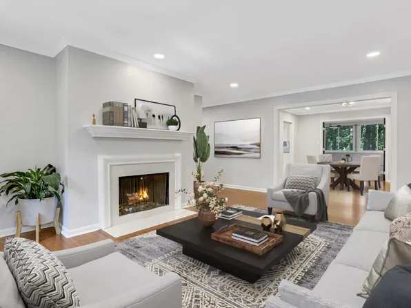 116 Woodmere Sq NW, Atlanta, GA 30327