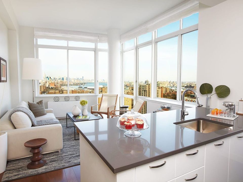 1st image of 80 Dekalb Ave Penthouse C