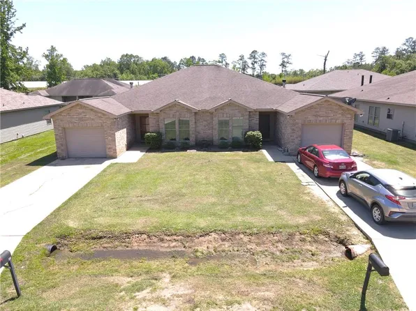 137 Village Oaks Blvd #39, Ponchatoula, LA 70454