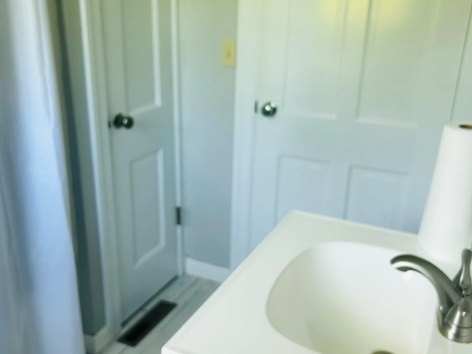 3 bed, 1400 sqft, $1,500 — Photo 4