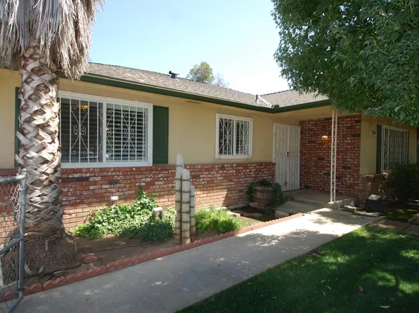 249 Center St, Orange Cove, CA 93646