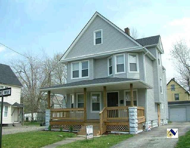 1st image of 1163 E 111th St