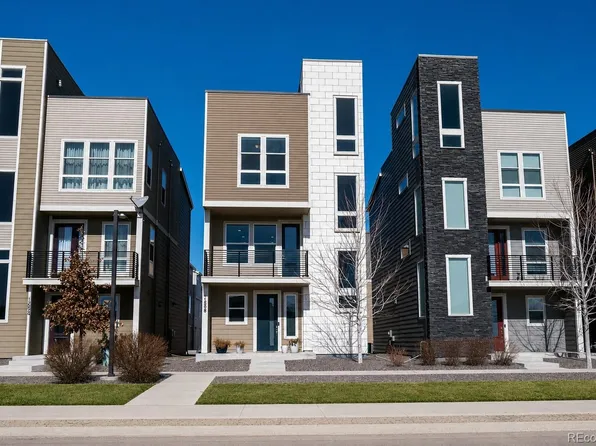 15858 E Broncos Place, Englewood, CO 80112