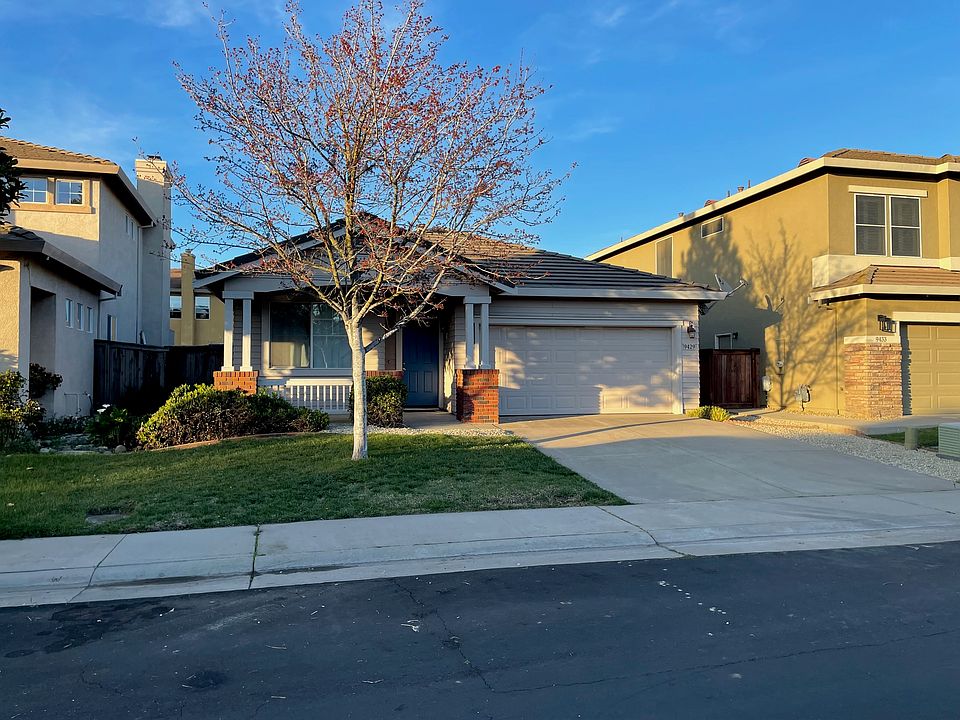 1st image of 9429 Gensler Ct