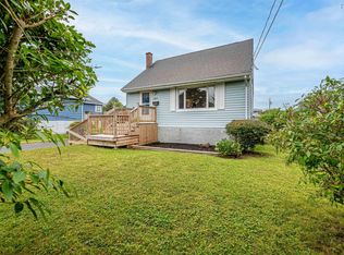 143 Frederick Ave, Halifax, NS B3N2L2