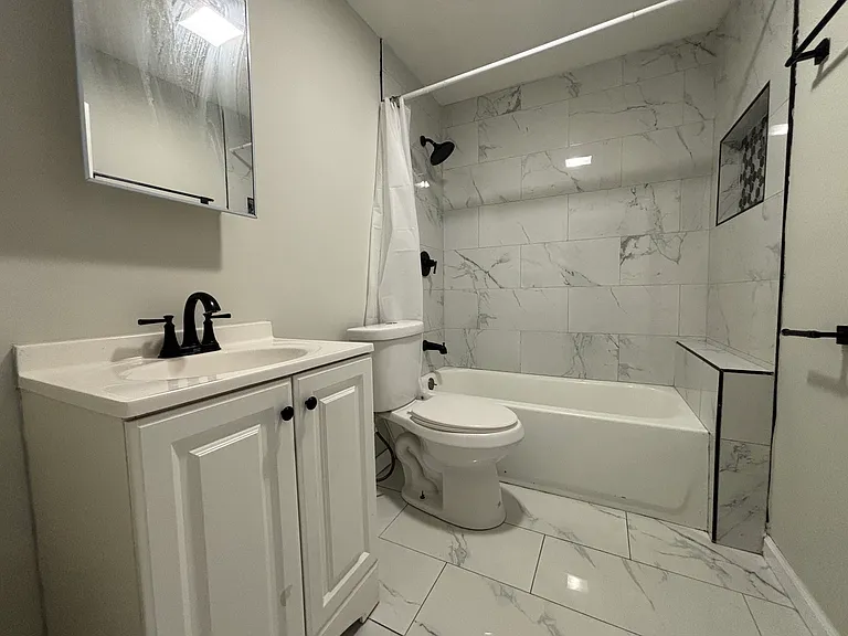 370 Shelton Ave #C — Photo 6