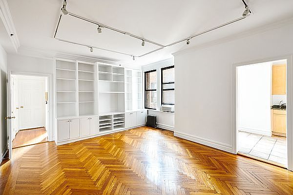 1st image of 203 W 90th St APT 6F