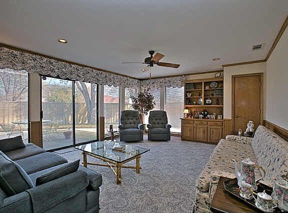 2nd image of 6226 Black Berry Ln