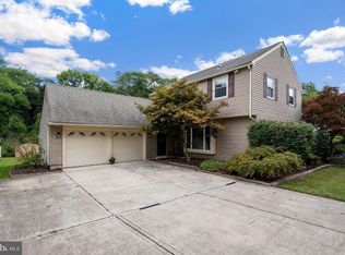 9 Pembrook Dr, Turnersville, NJ 08012