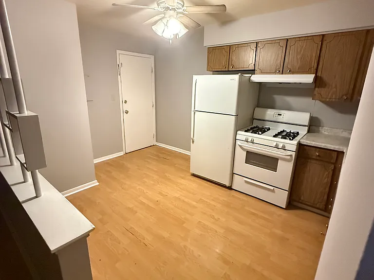 4337 Prescott Ave #2C — Photo 11