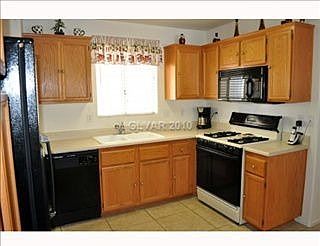 3rd image of 4369 Coyote Crest Ct