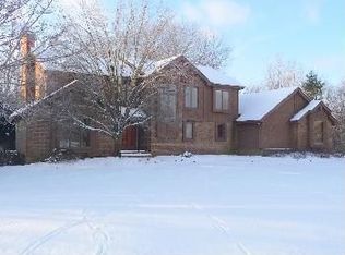 4819 Starak Ln, Ann Arbor, MI 48105