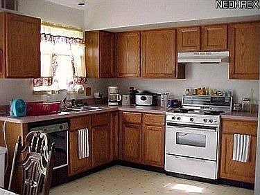 3rd image of 201 Beachwood Dr