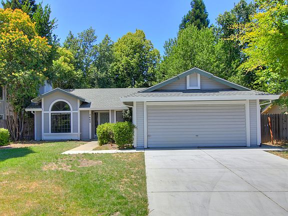 2nd image of 7660 Ambrose Way