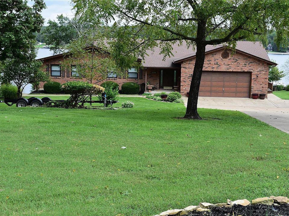1st image of 1256 Lakeshore Dr