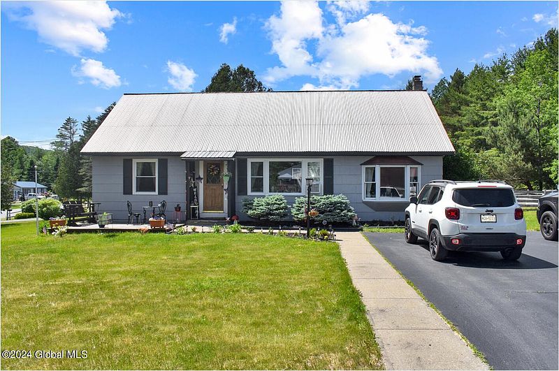 2nd image of 60 Cedar Hill Drive