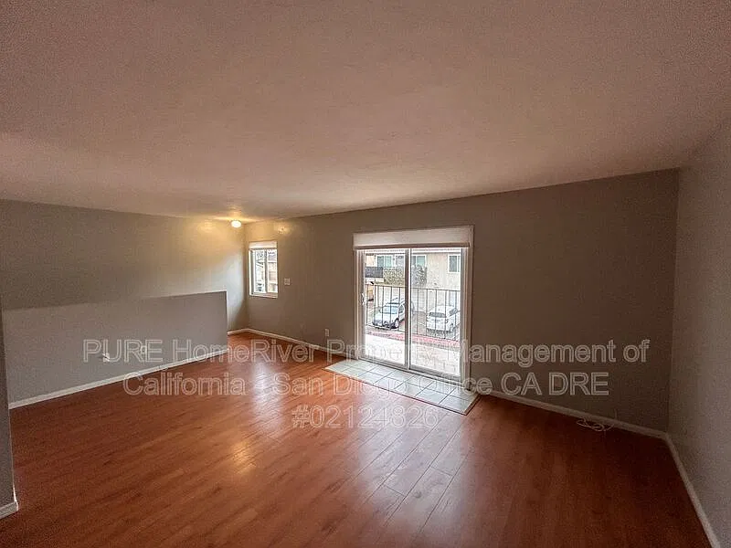 2 bed, 1.0 bath, 900 sqft, $2,595 — Photo 3