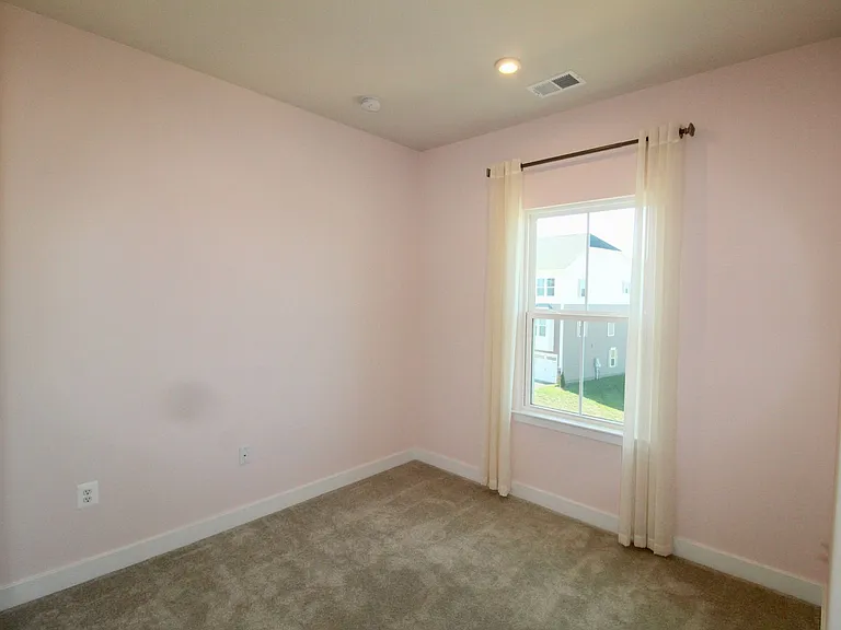 4489 Drysdale St — Photo 27