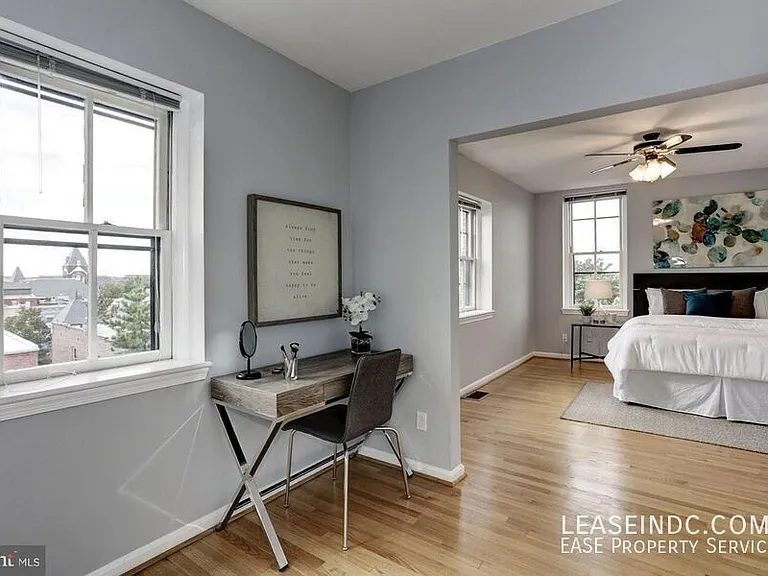 410 11th St NE #17 — Photo 17