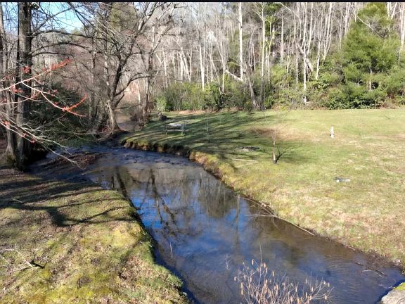 4th image of 248 Lower Smithfield Rd