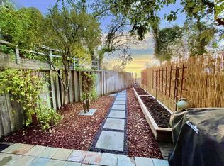 10 Professional Center Pkwy APT 32, San Rafael, CA 94903