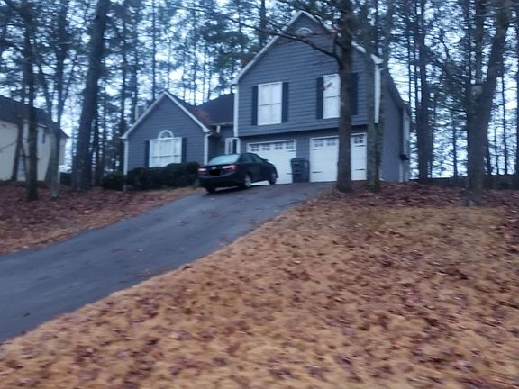2nd image of 1921 Knipe Dr SW