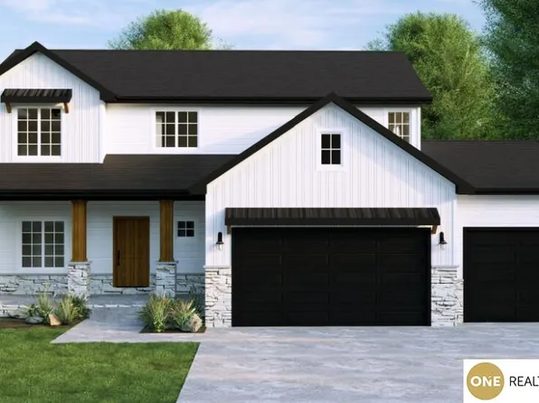 8918 Von St, Papillion, NE 68046